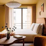 Le Jardin De Verre By Locke Hotel