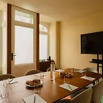 Le Jardin De Verre By Locke Hotel Paris