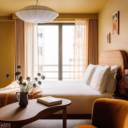 Le Jardin De Verre By Locke Paris