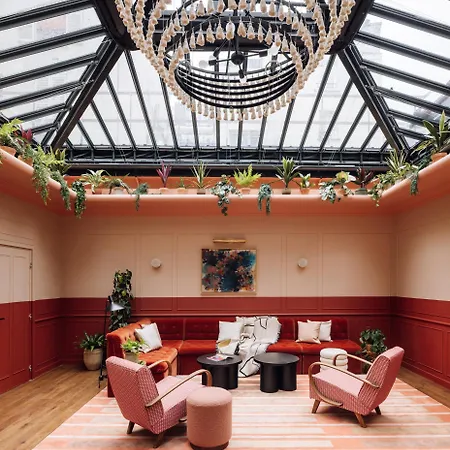 Le Jardin De Verre By Locke Hotel 4*