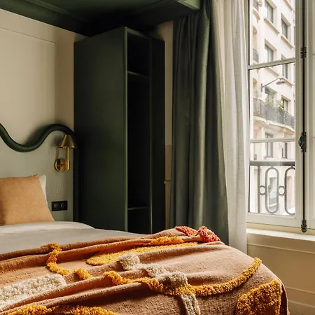 Le Jardin De Verre By Locke Hotel Paris