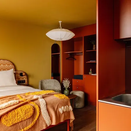 Hotel Le Jardin De Verre By Locke