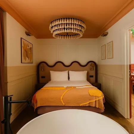 Le Jardin De Verre By Locke Hotell 4*
