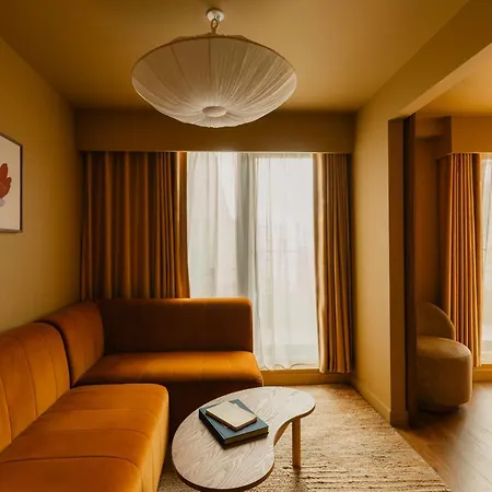 Le Jardin De Verre By Locke Hotell 4*