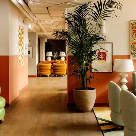 Le Jardin De Verre By Locke Hotel