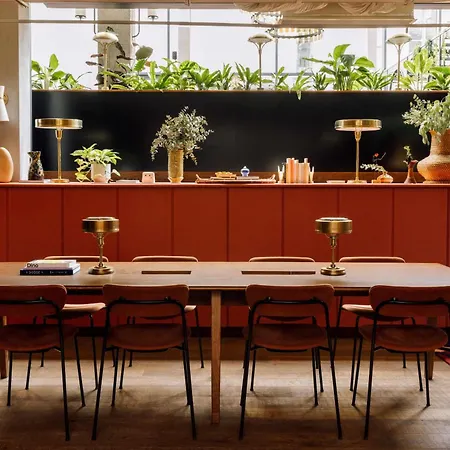 Hotel Le Jardin De Verre By Locke 4*